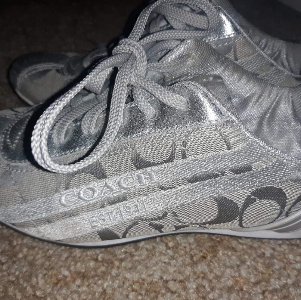 Coach shoes size 6 - Picture 1 of 3